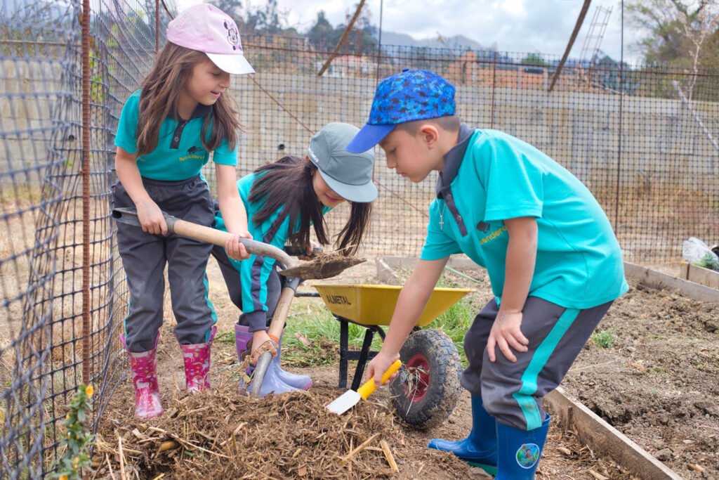 Vida escolar en Escuela Sendero